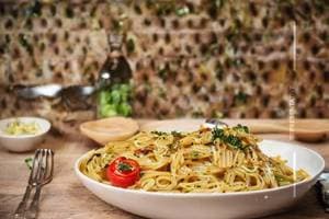 Aglio E Olio Pasta Veg